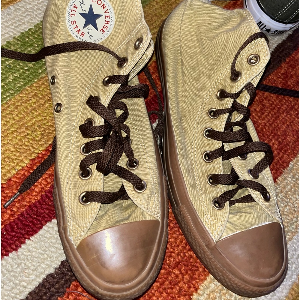 sage green brown unique converse all star 8 10 excellent condition must have